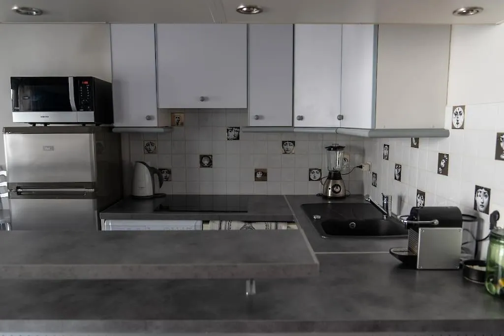 Apartment 11eme -quartier Central Rue Saint Maur *